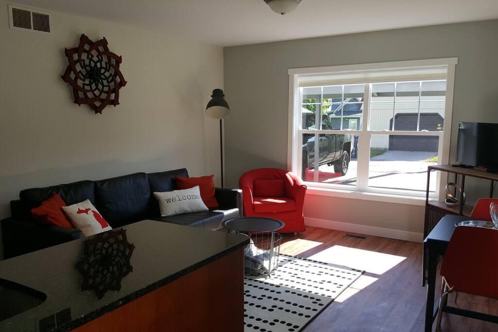 Modern And Pristine Condo -By The Gt Commons Traverse City Eksteriør bilde