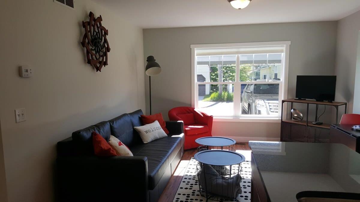 Modern And Pristine Condo -By The Gt Commons Traverse City Eksteriør bilde